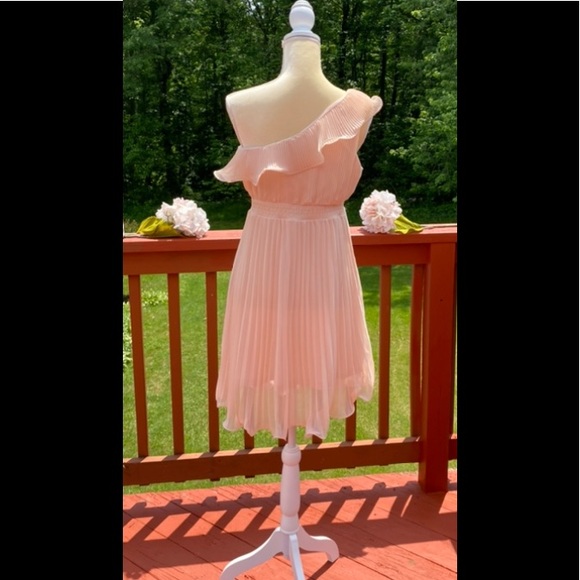 AMERICAN RAG RUFFLE OFF SHOULDER DRESS - Picture 14 of 14